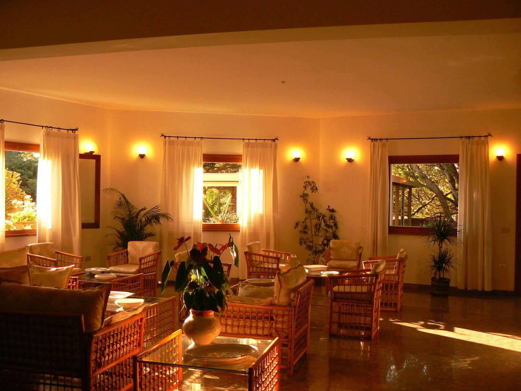 Hotel Il Piccolo Golf Porto Cervo Exterior foto